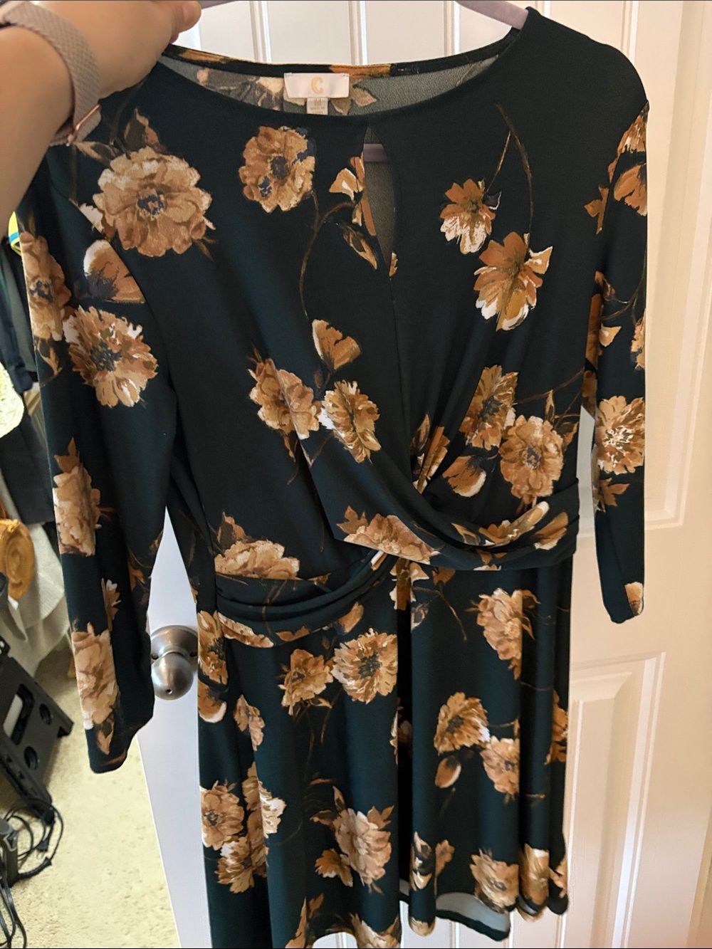 Charming Charlie Women’s Floral Wrap-Style Dress 3/4 sleevein Dark Green